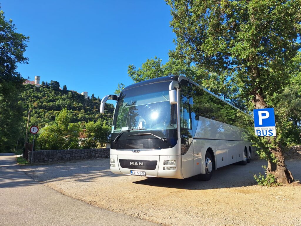 WhatsApp Image 2025-09-19 at 08.21.35